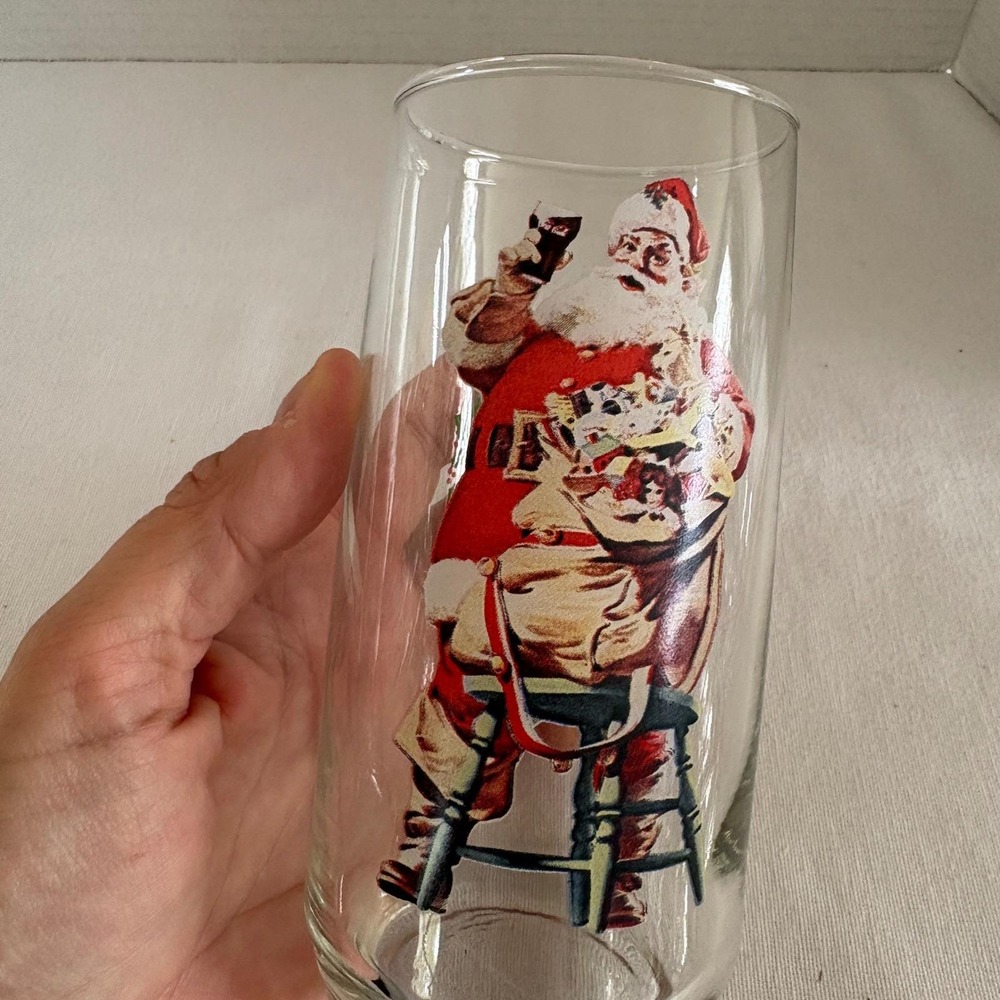 Vintage Coca-Cola Santa Claus Glass Haddon Sundblom 1946‎ Series 2 of 3  6in